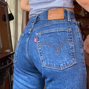 Levi’s Straight High Rise Jeans